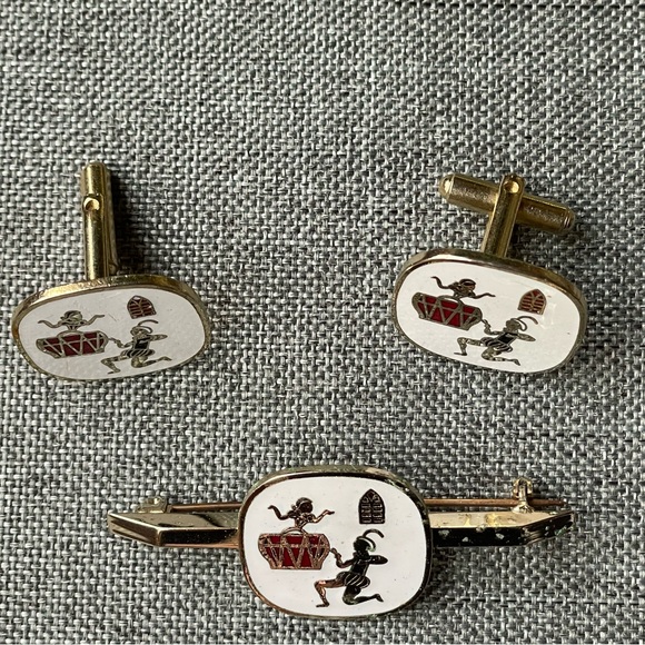 Romeo & Juliet RARE Vintage Pair of Cufflinks & Matching Tie Pin Enamel gorgeous - Picture 4 of 7